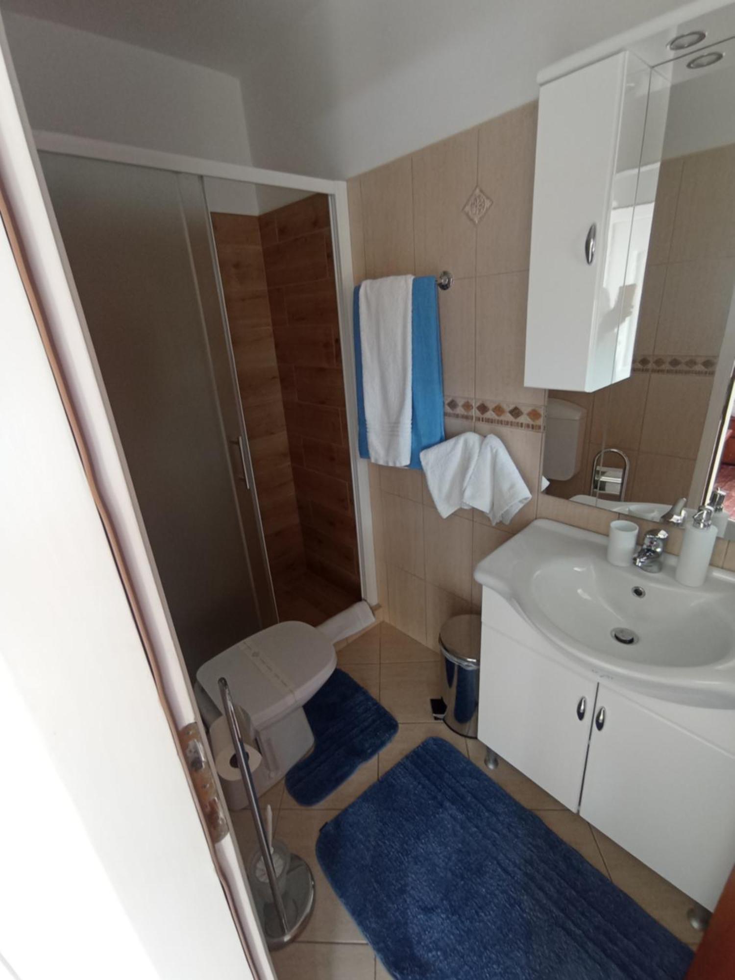 Apartments Tina พูลา ภายนอก รูปภาพ